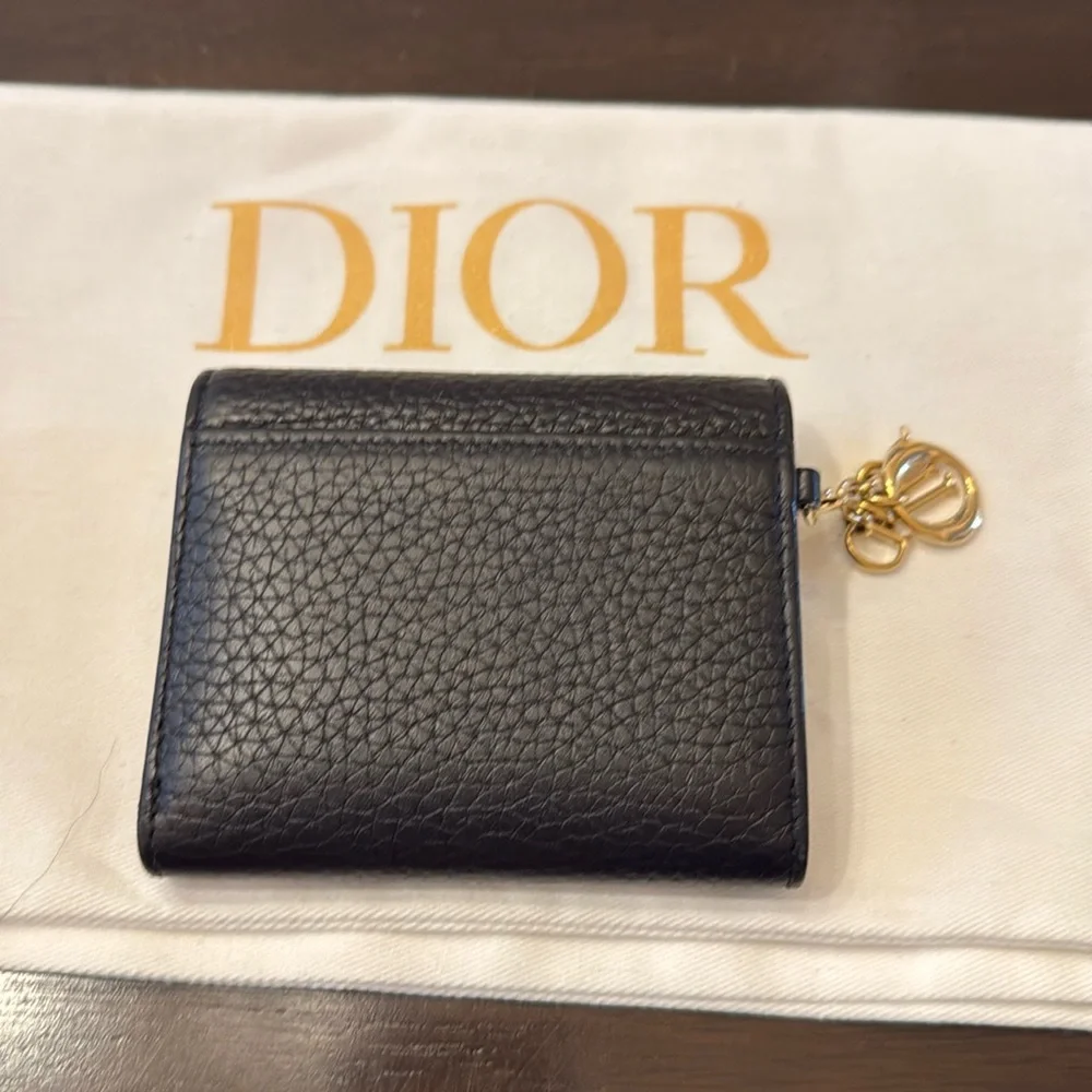 🔥 SALE 🔥 Dior Diorissimo Logo Charm Leather Trifold Wallet Black